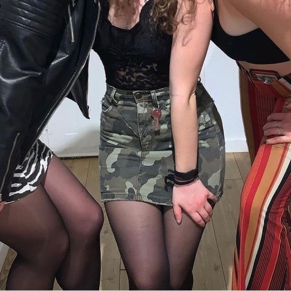 Stradivarius Camo Denim Skirt - Picture 4 of 4